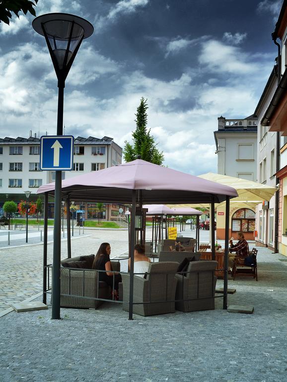 Hotel Slovan Jeseník エクステリア 写真