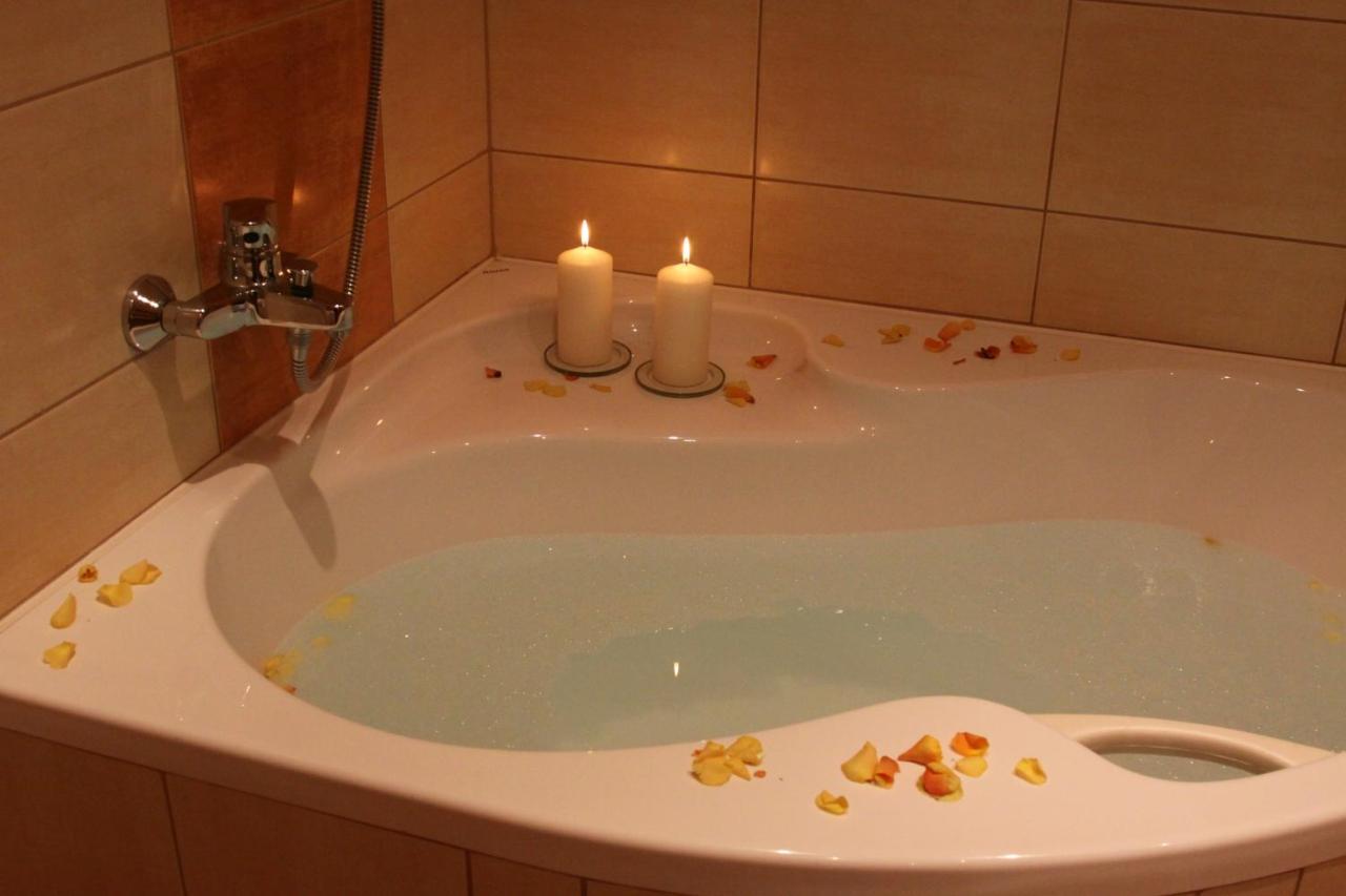 Hotel Slovan Jeseník エクステリア 写真